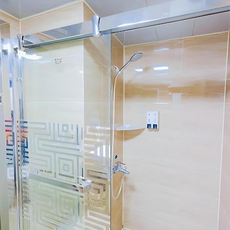 Greentree Inn Shanghai Guangxin Road Tongji Hospital Express Hotel Exterior photo