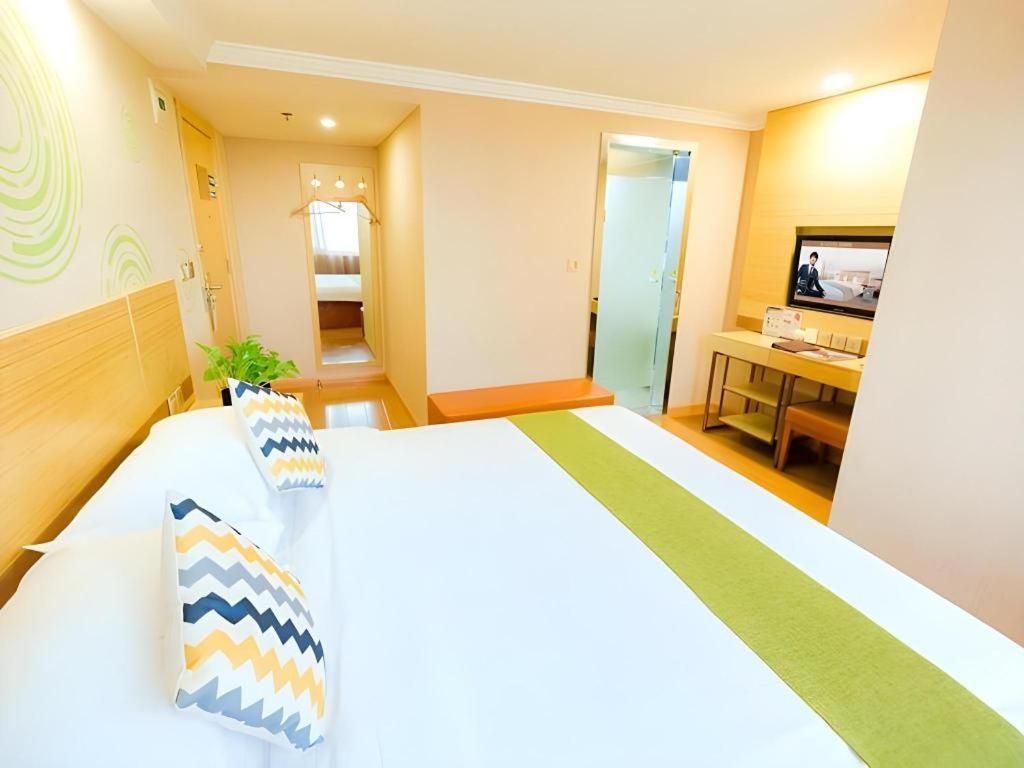 Greentree Inn Shanghai Guangxin Road Tongji Hospital Express Hotel Exterior photo