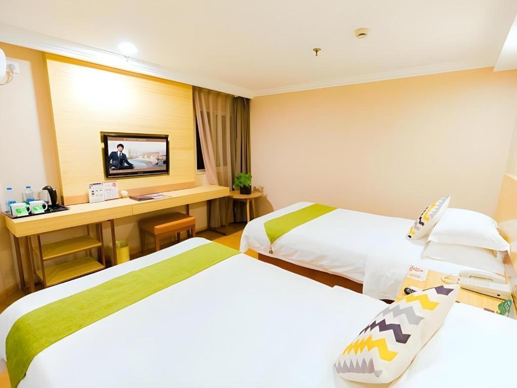 Greentree Inn Shanghai Guangxin Road Tongji Hospital Express Hotel Exterior photo