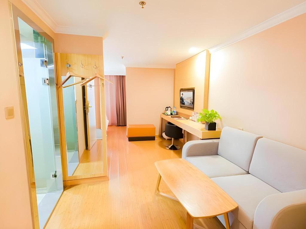 Greentree Inn Shanghai Guangxin Road Tongji Hospital Express Hotel Exterior photo