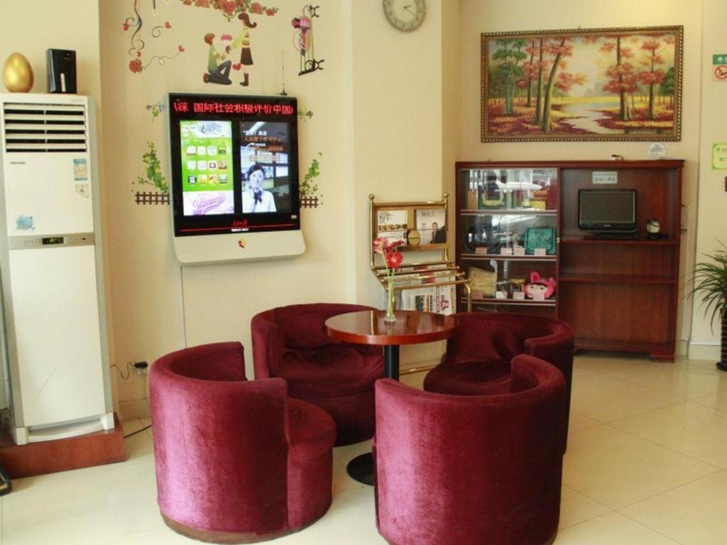 Greentree Inn Shanghai Guangxin Road Tongji Hospital Express Hotel Exterior photo