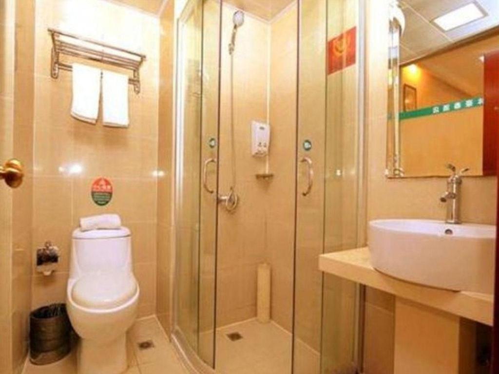 Greentree Inn Shanghai Guangxin Road Tongji Hospital Express Hotel Exterior photo