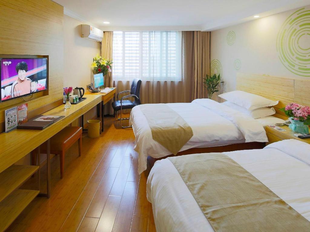 Greentree Inn Shanghai Guangxin Road Tongji Hospital Express Hotel Exterior photo
