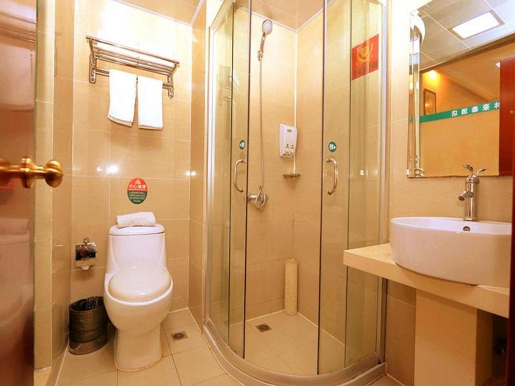 Greentree Inn Shanghai Guangxin Road Tongji Hospital Express Hotel Exterior photo